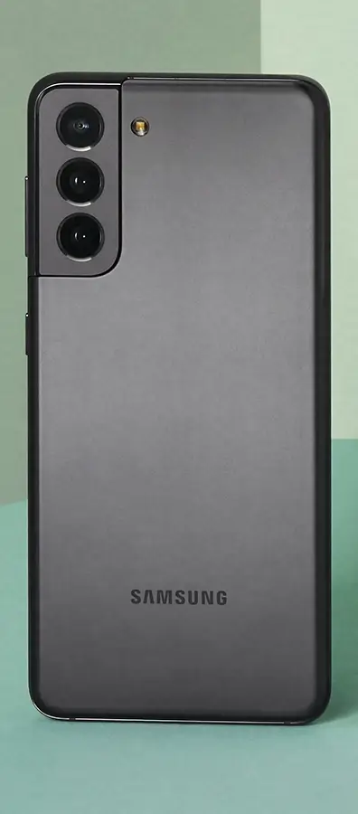 Galaxy S21 in Phantom Gray from the back